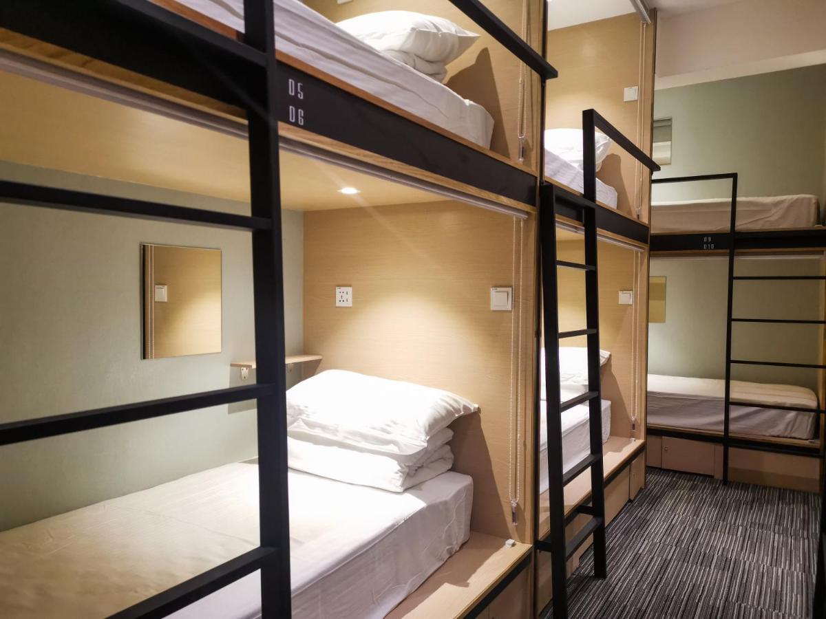 Attrus Bed & Breakfast Johor Bahru Exteriör bild