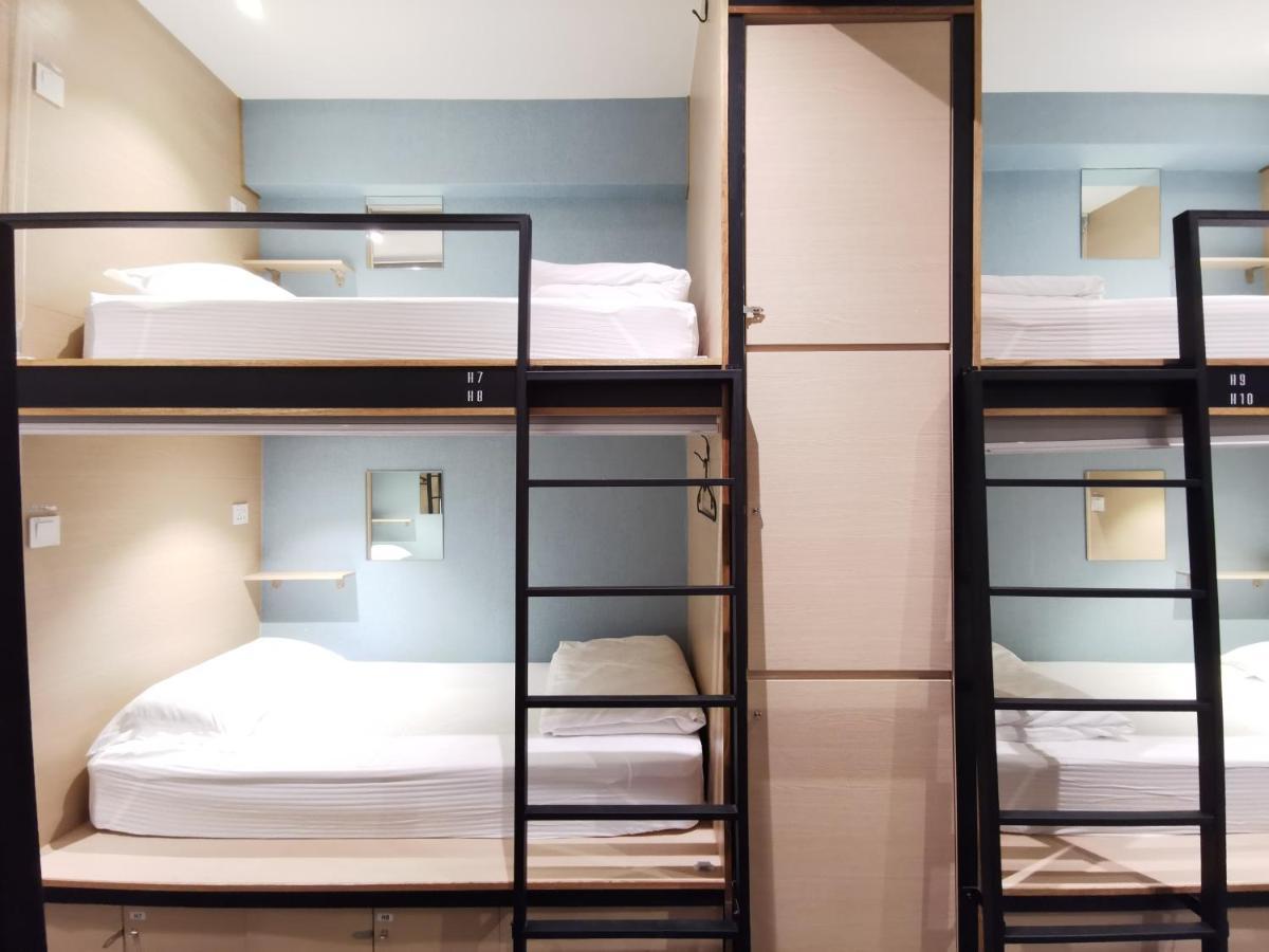 Attrus Bed & Breakfast Johor Bahru Exteriör bild