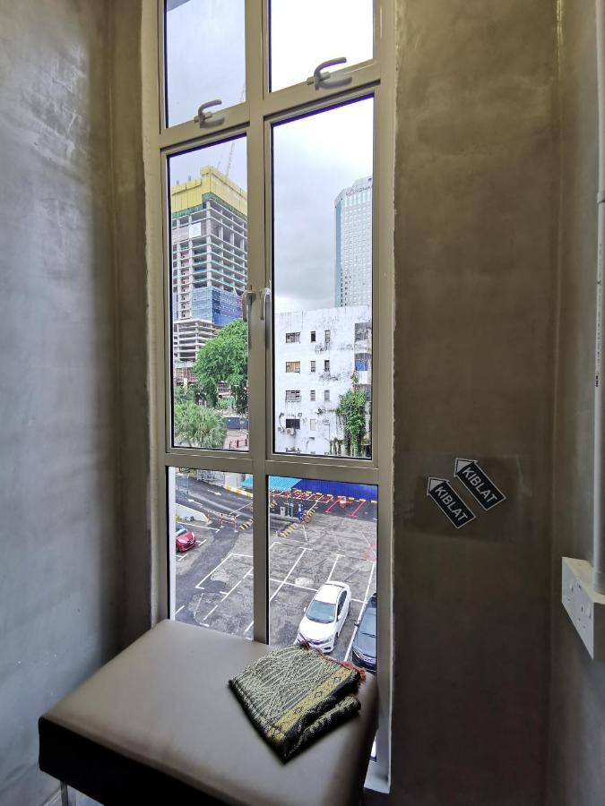 Attrus Bed & Breakfast Johor Bahru Exteriör bild